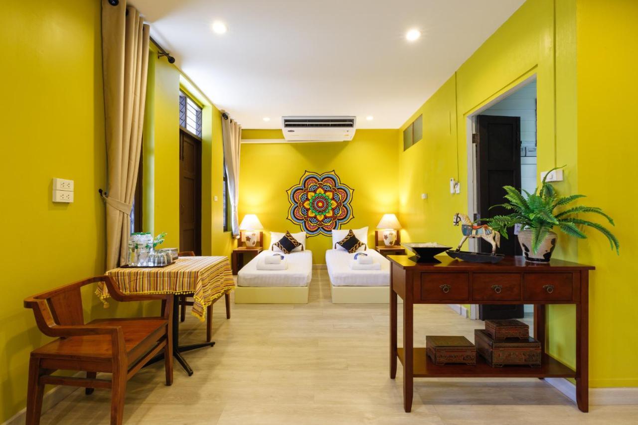Ilili House Vandrarhem Chiang Mai Exteriör bild