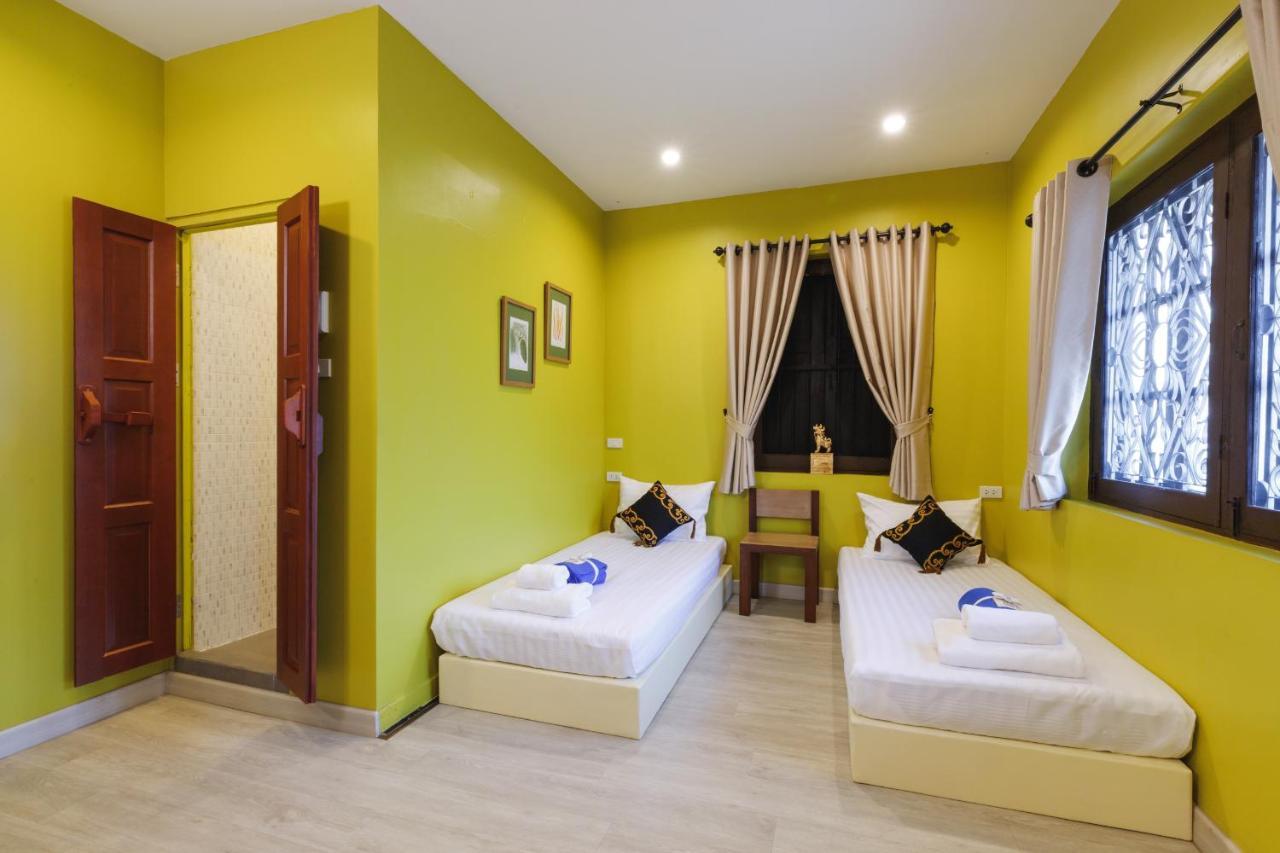 Ilili House Vandrarhem Chiang Mai Exteriör bild